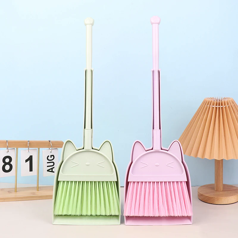 ชุดอุปกรณ์กวาดพื้นสำหรับเด็ก 1 - Kids Outdoor Broom บทวิจารณ์และราคา